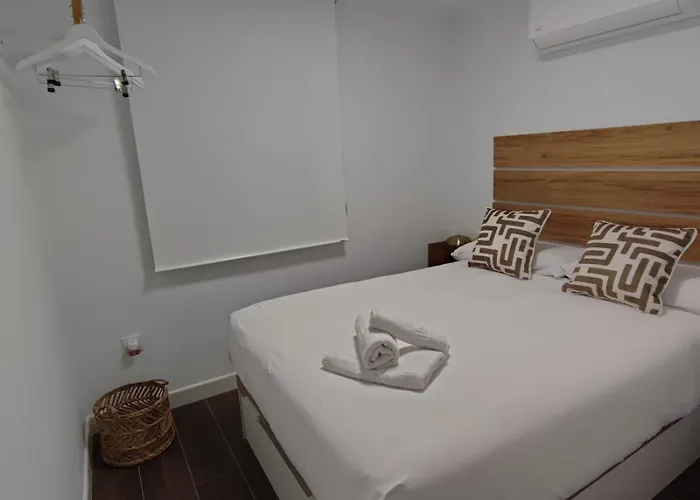 Manzana Apartment *